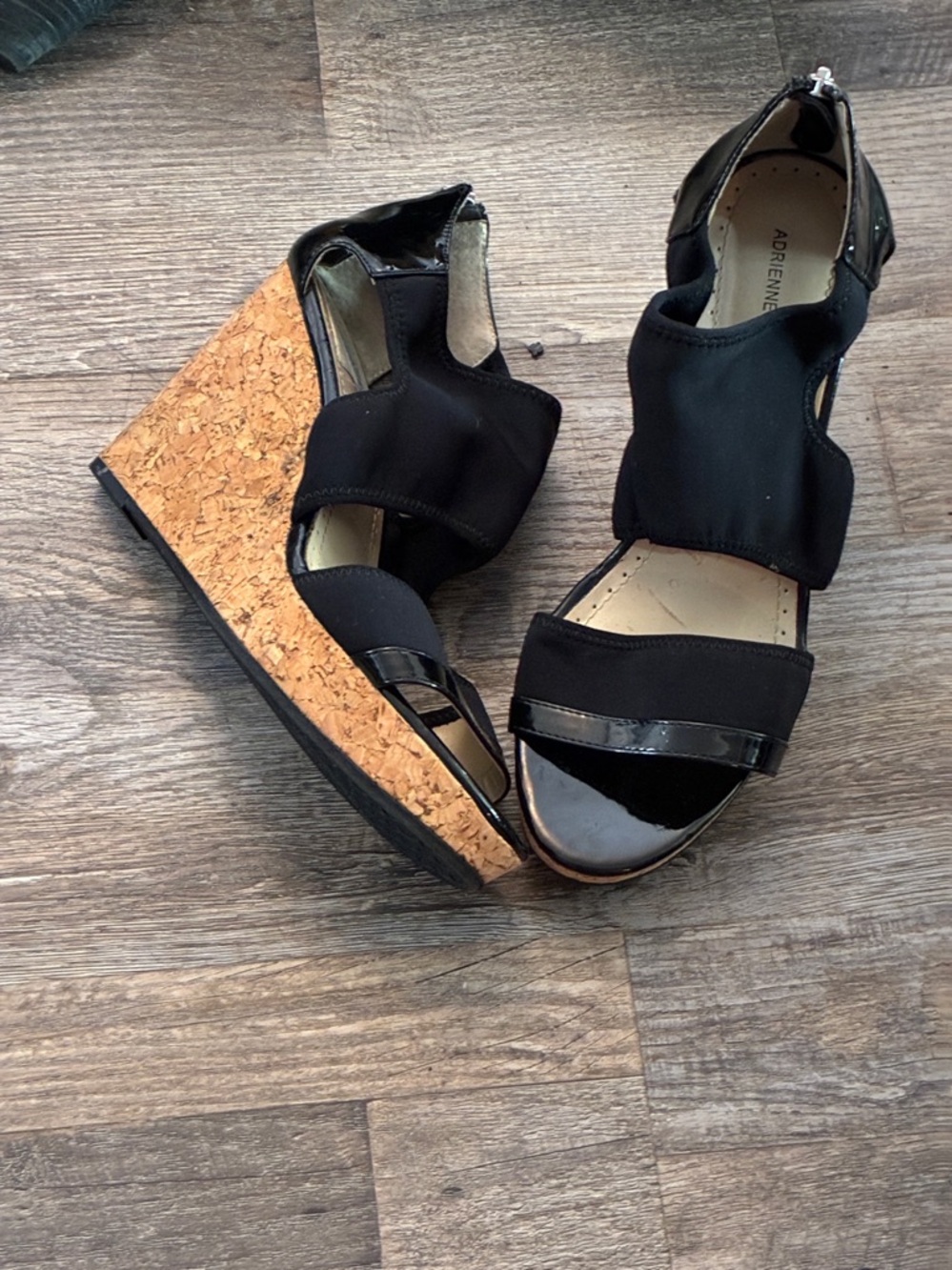 Adrienne Vittadini Black Patent/ Stretchy Straps Back Zipper 4” Cork Wedges 9.5